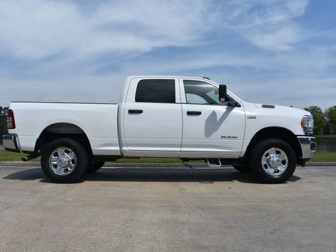 Used 2022 RAM 2500 Tradesman w/ Chrome Appearance Group image 3