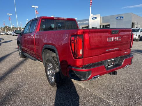 Used 2024 GMC Sierra 1500 AT4 w/ Technology Package image 7
