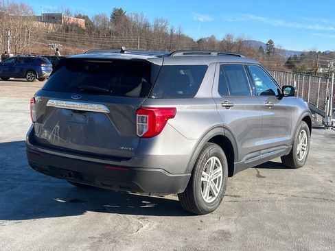 Used 2022 Ford Explorer XLT w/ Class IV Trailer Tow Package image 3
