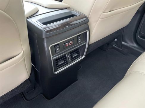 Used 2023 Nissan Murano Platinum w/ Cargo Package image 10