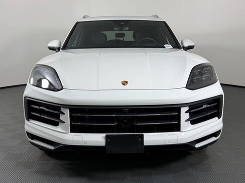 Certified 2026 Porsche Cayenne E-Hybrid AWD/4WD image 10