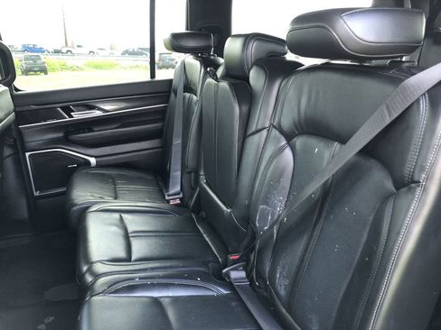 Used 2022 Jeep Wagoneer Series I AWD/4WD image 21