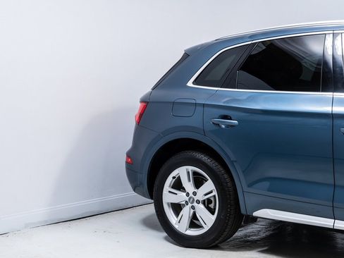 Used 2018 Audi Q5 2.0T Premium Plus w/ Premium Plus Package image 11