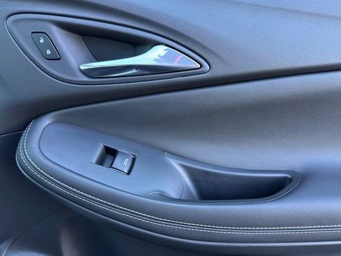 Used 2025 Buick Encore GX Preferred image 21