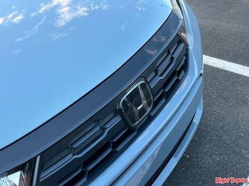Used 2026 Honda Odyssey Sport-L image 7