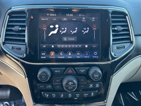 Used 2019 Jeep Grand Cherokee Limited image 10