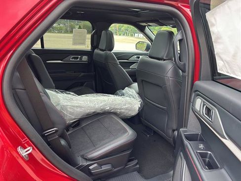 New 2026 Ford Explorer ST w/ Sun And Sound Package AWD/4WD image 18