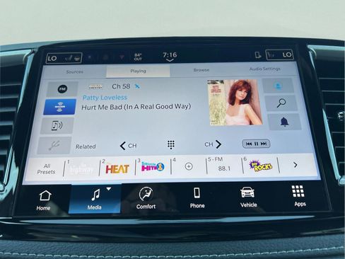 New 2026 Chrysler Pacifica Select image 16