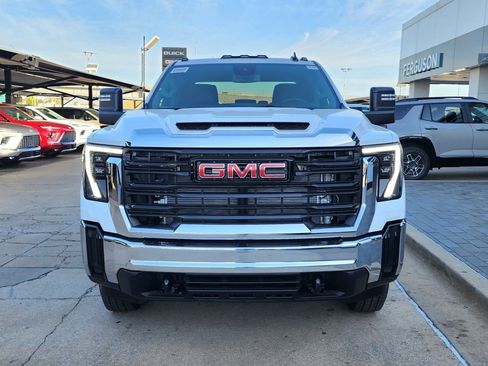 New 2026 GMC Sierra 3500 Pro w/ Convenience Package image 8