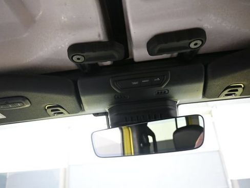 Used 2023 Jeep Wrangler Unlimited Sahara w/ LED Lighting Group AWD/4WD image 12