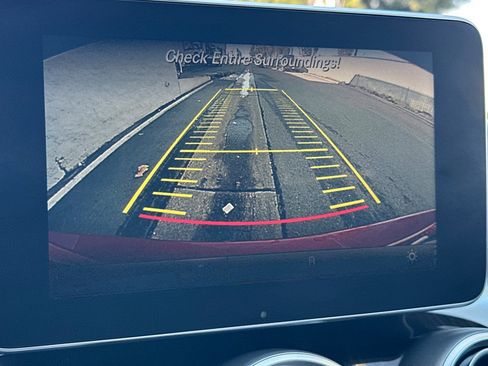 Used 2016 Mercedes-Benz C 300 Sedan image 16