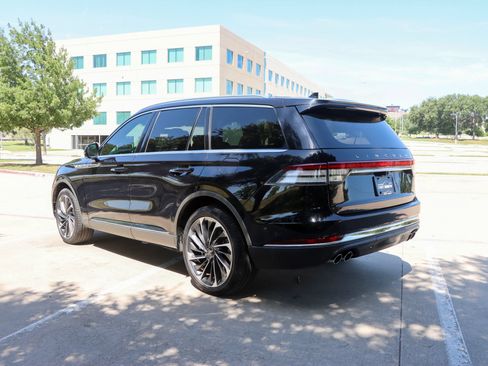 Used 2020 Lincoln Aviator Reserve w/ Equipment Group 202A AWD/4WD image 5