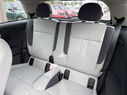 Used 2025 MINI Cooper S image 32