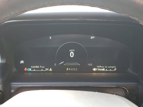 Used 2021 Lincoln Nautilus AWD image 17