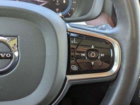 Certified 2023 Volvo XC60 B5 Plus w/ Protection Package Premier image 33