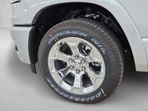 New 2026 RAM 1500 Lone Star AWD/4WD image 10