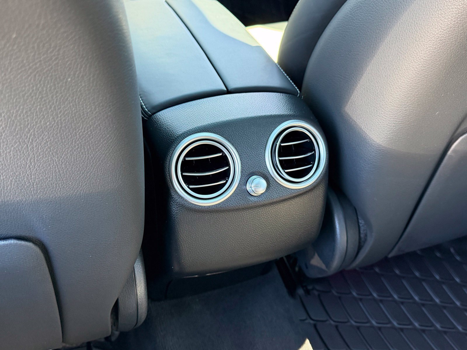 Used 2020 Mercedes-Benz GLC 63 AMG 4MATIC image 19