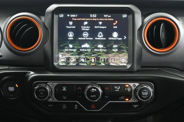 Used 2023 Jeep Gladiator Mojave AWD/4WD image 17