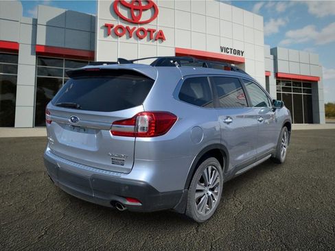 Used 2022 Subaru Ascent Touring w/ Popular Package #2A AWD/4WD image 2