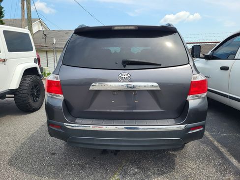 Used 2013 Toyota Highlander Limited FWD image 5