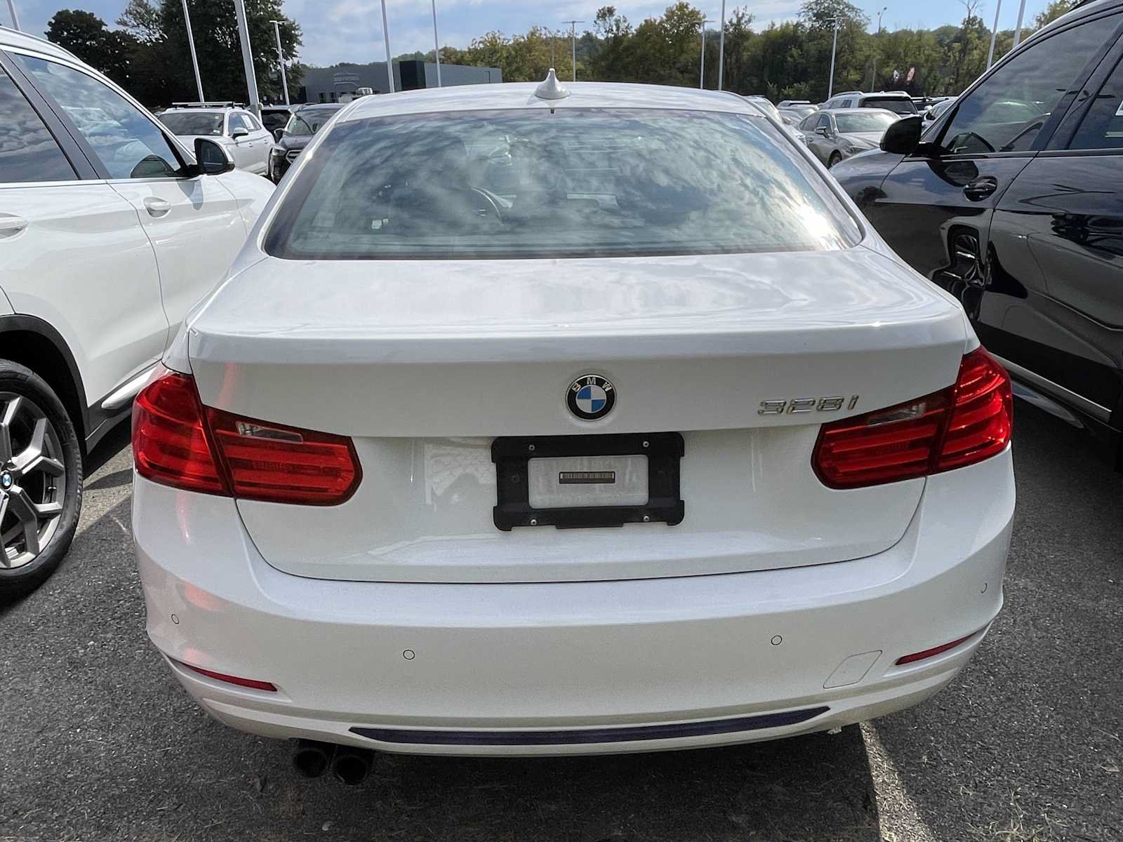Used 2015 BMW 328i Sedan RWD image 5