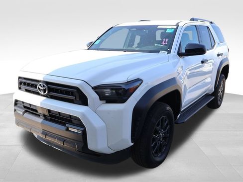 Used 2025 Toyota 4Runner SR5 AWD/4WD image 2