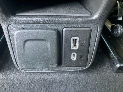 Used 2021 Chevrolet TrailBlazer LT w/ Convenience Package FWD image 33