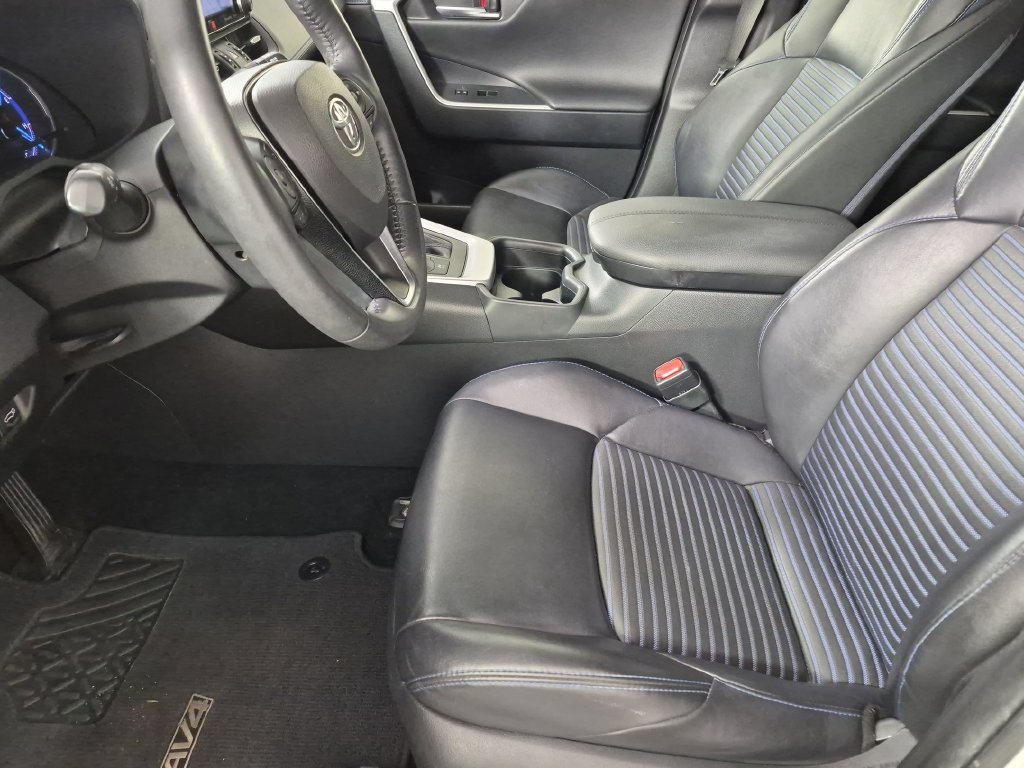 Used 2019 Toyota RAV4 XSE AWD/4WD image 22