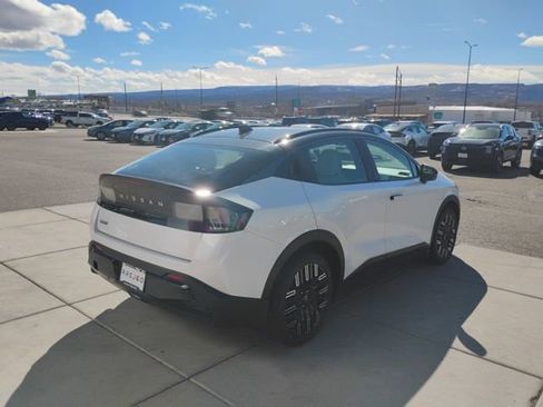 New 2026 Nissan Leaf Platinum+ w/ Cargo Package (Platinum+) image 5