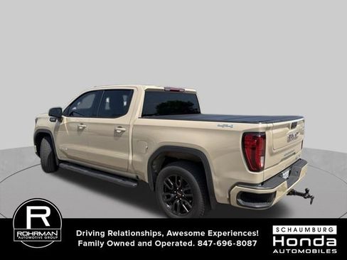 Used 2022 GMC Sierra 1500 Elevation w/ LPO, Elevation Black Package AWD/4WD image 9