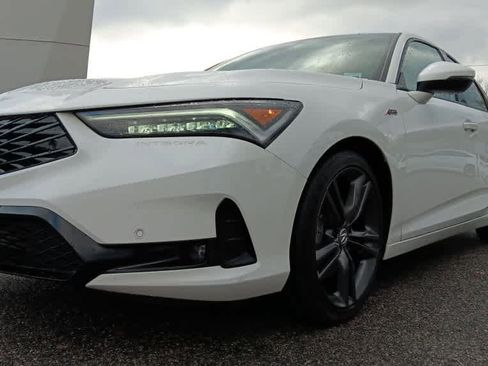 Used 2023 Acura Integra A-Spec image 10