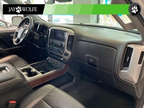 Used 2017 GMC Sierra 1500 SLT AWD/4WD image 19