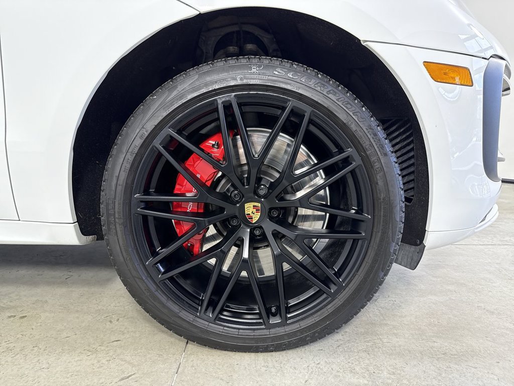 Certified 2023 Porsche Macan GTS AWD/4WD image 15