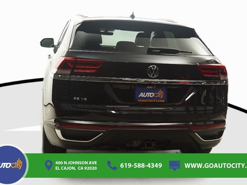 Used 2022 Volkswagen Atlas Cross Sport SE FWD image 15