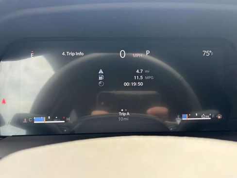 New 2026 Jeep Grand Cherokee Laredo AWD/4WD image 15