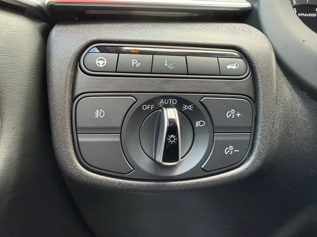Used 2023 INFINITI QX50 Sensory AWD/4WD image 21