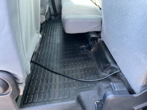 Used 2015 Ford F550 4x4 SuperCab Super Duty w/ Power Equipment Group image 15