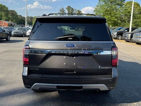 Used 2019 Ford Expedition Limited w/ Special Edition Package AWD/4WD image 6