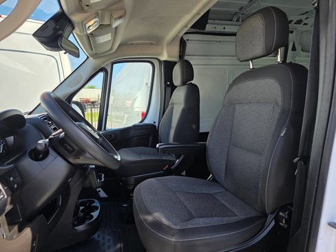 Used 2023 RAM ProMaster 2500 image 10