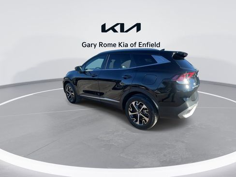 Used 2024 Kia Sportage EX image 6