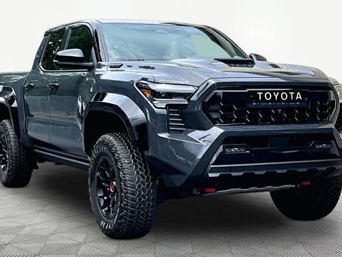 Certified 2025 Toyota Tacoma TRD Pro w/ Tow Tech Package AWD/4WD image 3