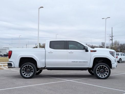 Used 2022 GMC Sierra 1500 AT4 w/ AT4 Premium Package image 4