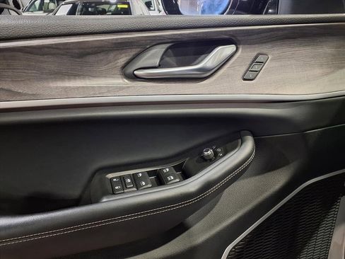 Certified 2021 Jeep Grand Cherokee L Limited image 17