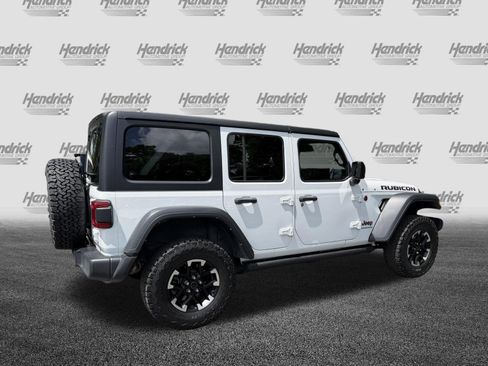 Used 2024 Jeep Wrangler Unlimited Rubicon AWD/4WD image 10
