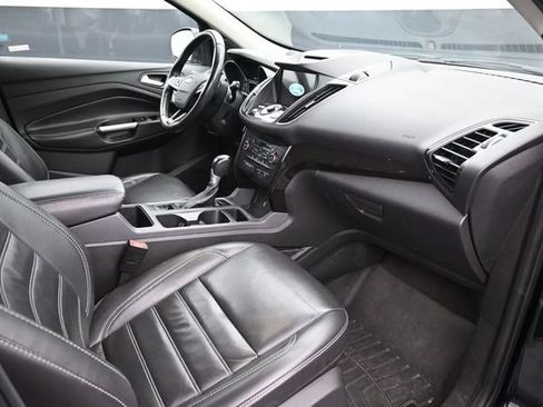 Used 2017 Ford Escape Titanium AWD/4WD image 16