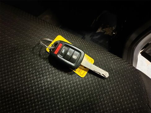 Used 2019 Honda HR-V Sport image 33