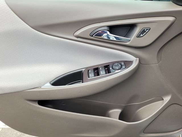 Used 2021 Chevrolet Malibu LS FWD image 18