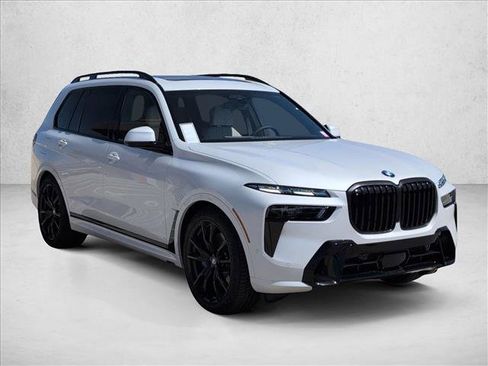 New 2026 BMW X7 xDrive40i w/ M Sport Package AWD/4WD image 6
