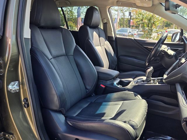 Used 2022 Subaru Outback Limited w/ Popular Package #2 AWD/4WD image 18