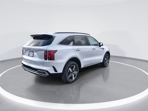 Used 2022 Kia Sorento S image 8